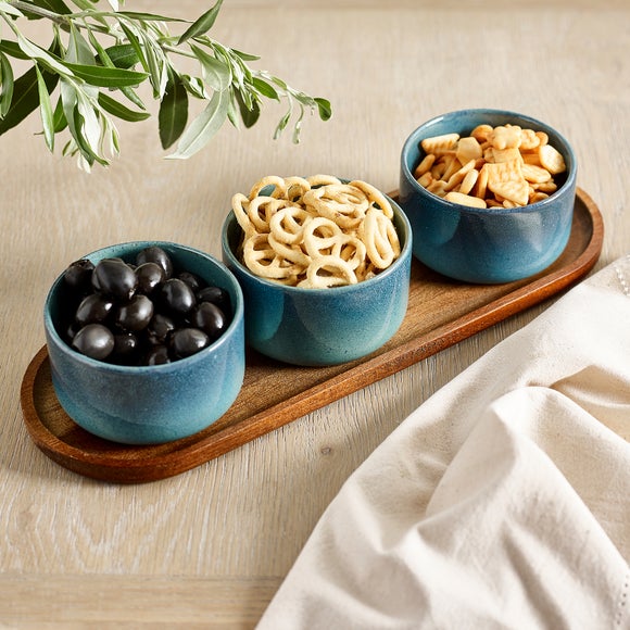 Montreal Nibble Bowls & Wooden Serving Board – 4 Piece Set