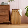 Natural Scalloped Woven Laundry Basket with Lid & Removable Liner – 64cm