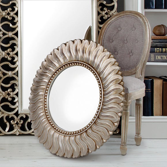 Decorative Leaf-Frame Round Wall Mirror
