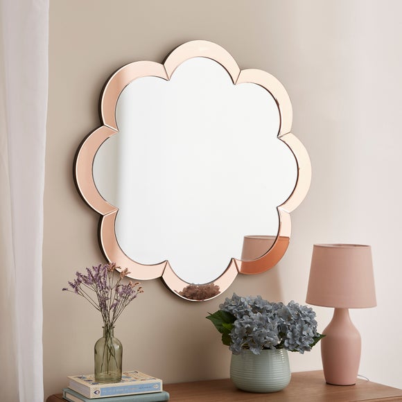 Martha Flower-Shaped Decorative Wall Mirror