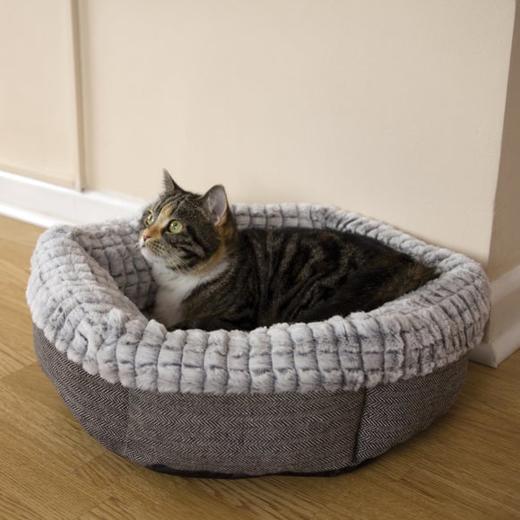 Rosewood Tweed Cosy Pet Bed