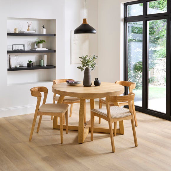 Judah Modern Oak Round-to-Oval Extendable Dining Table – 4 to 6 Seater