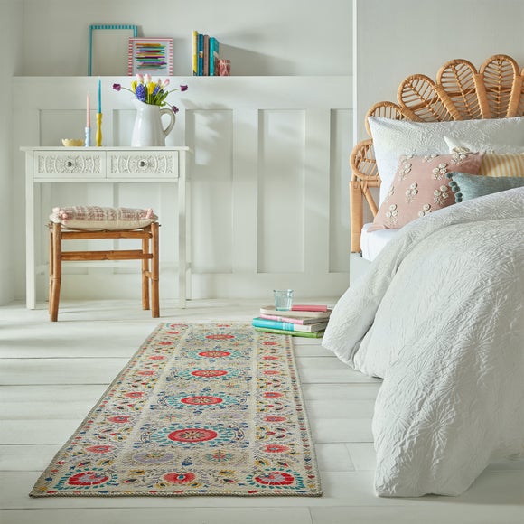 Hani Floral Washable Hallway Runner