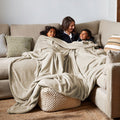 Supersize Family Snuggle Fleece Throw – 245 × 280cm