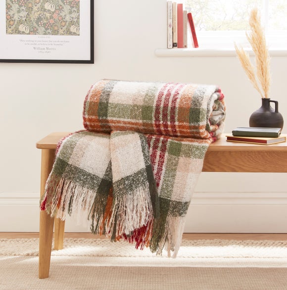 Cosy Logan Large Checked Throw – 235 × 235cm